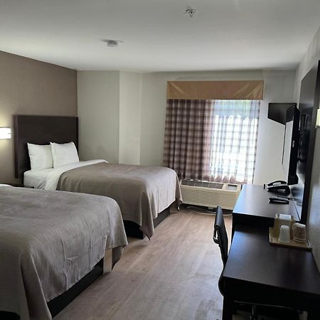 Quality Inn Lavonia Bagian luar foto