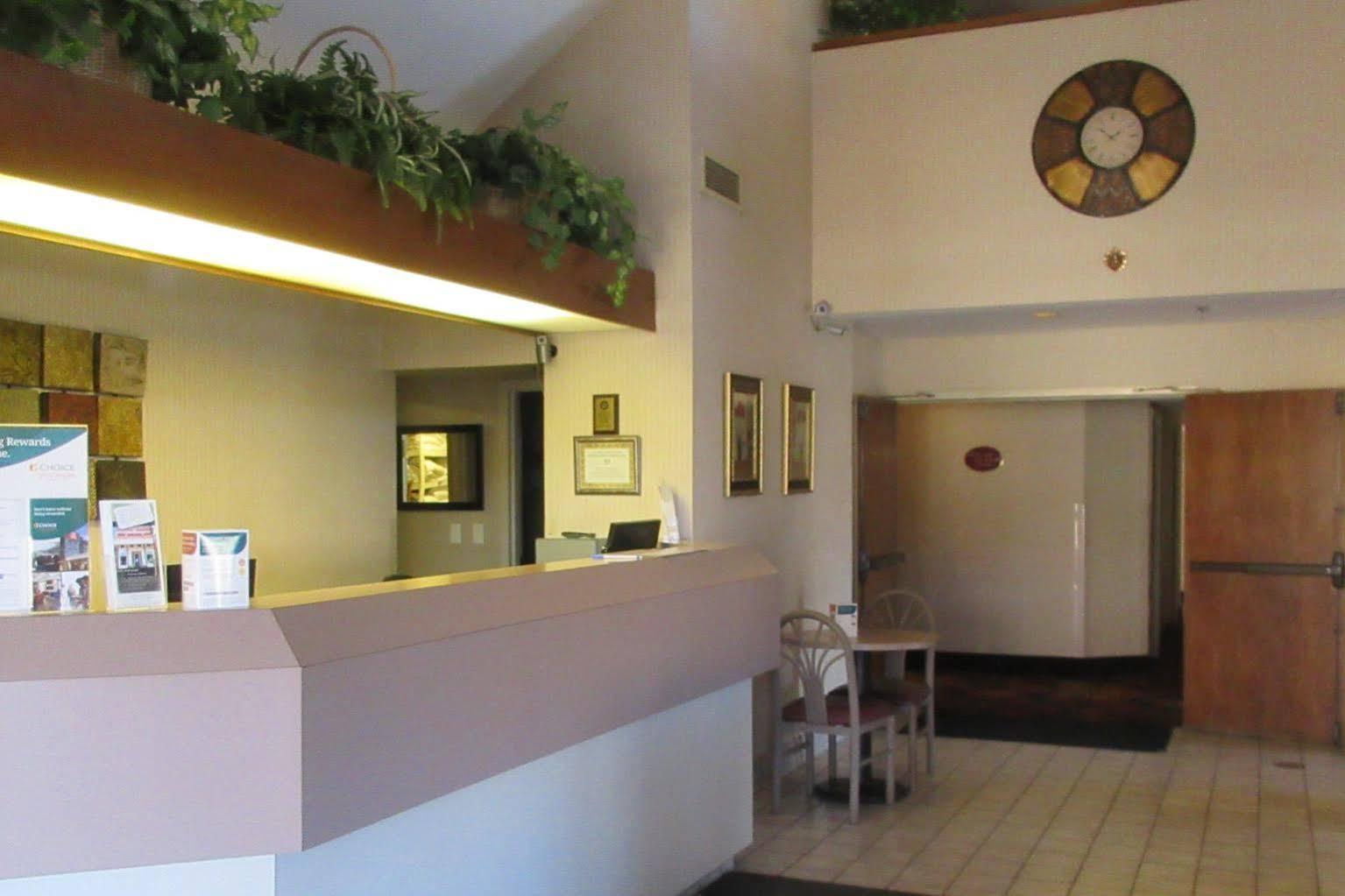 Quality Inn Lavonia Bagian luar foto