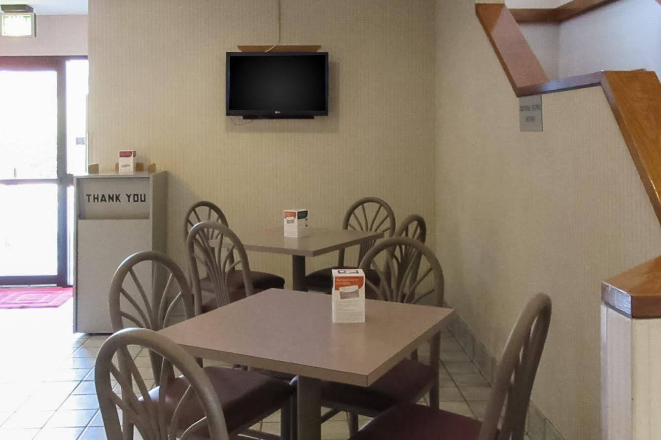 Quality Inn Lavonia Bagian luar foto