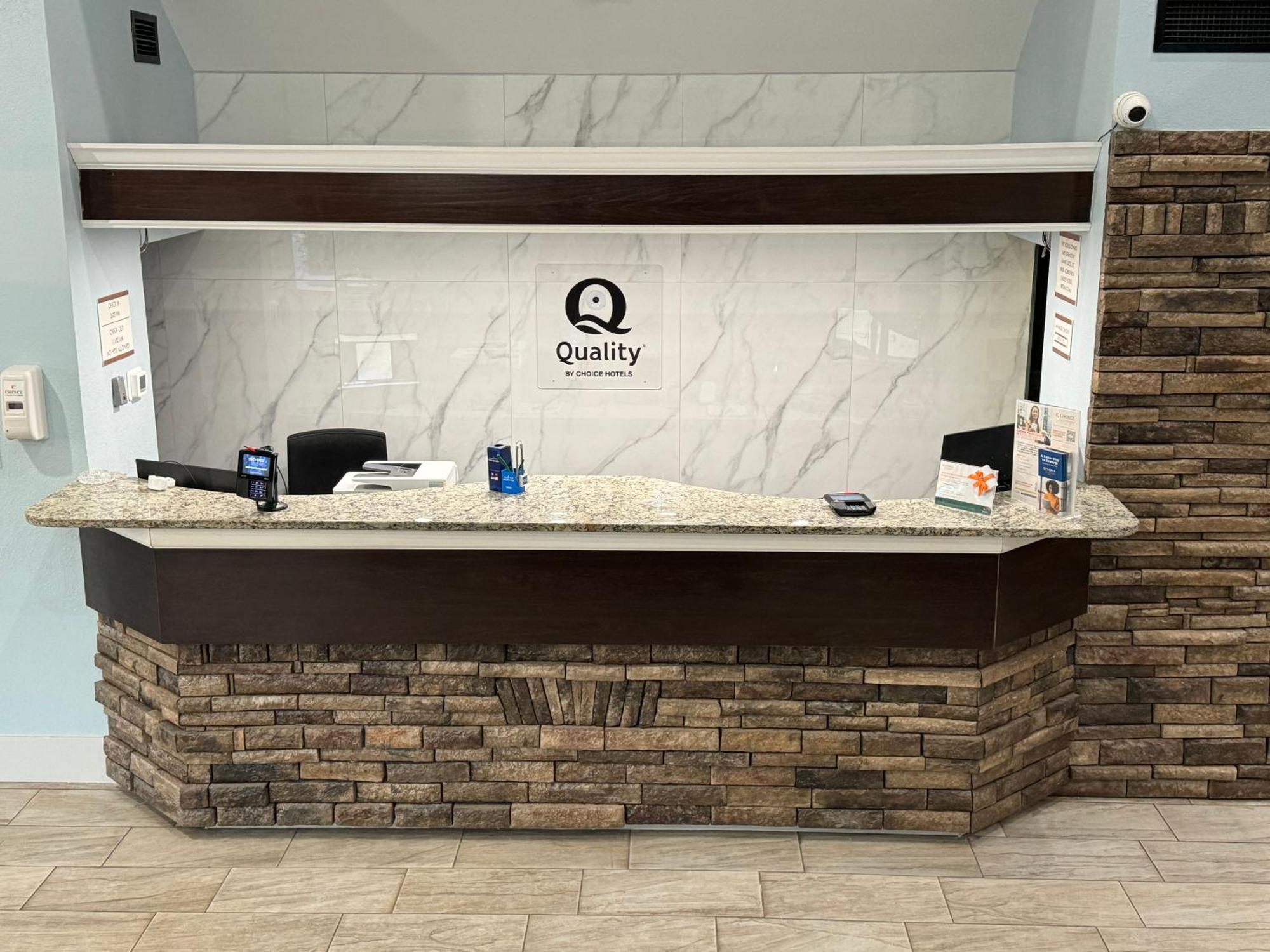 Quality Inn Lavonia Bagian luar foto